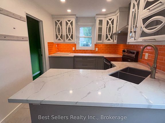 5th image of 75 Vanbrugh Ave