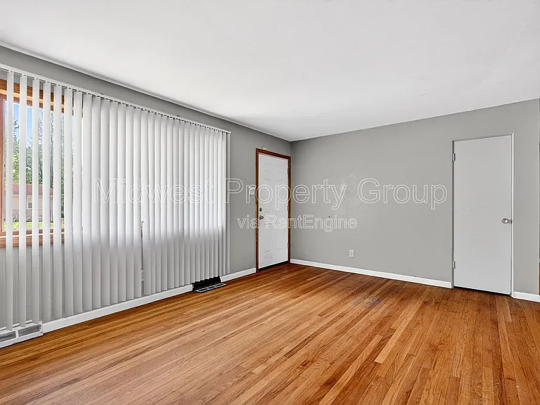 515 Topaz Ave — Photo 3