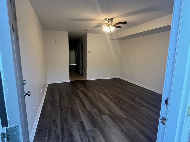 Anderson Commons Apartments — Photo 11