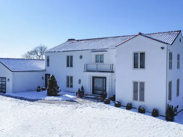 175 Battery Park Drive, Bridgeport, CT 06605