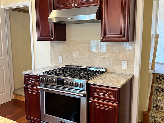 2nd image of 72 Shaw Ave #2