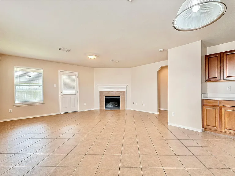 19319 Summer Island Way — Photo 7