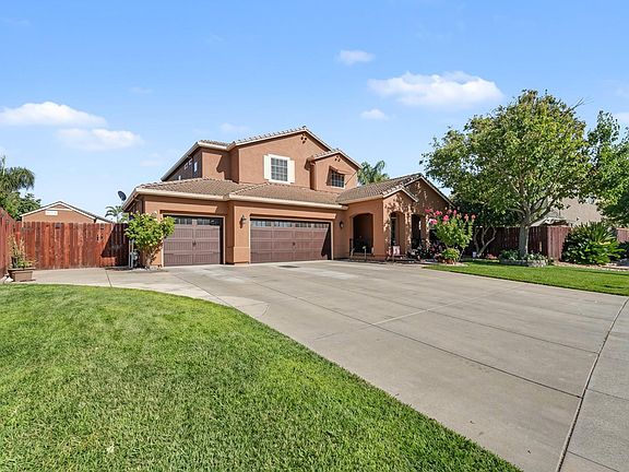 2nd image of 1350 Anacapri Dr