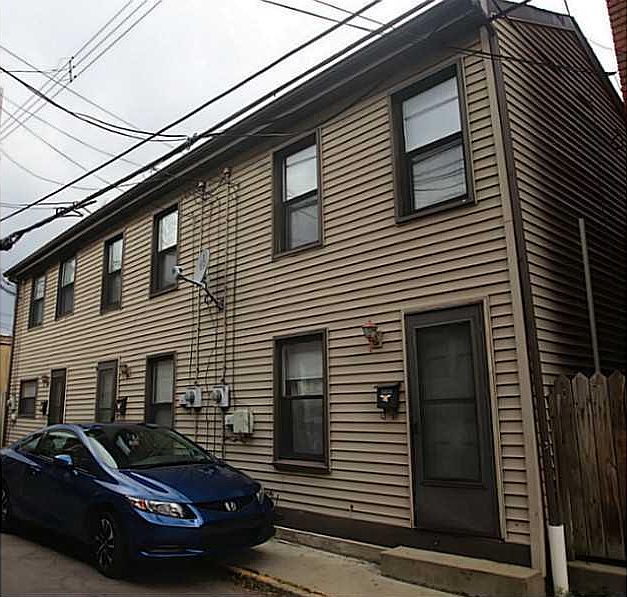1st image of Carey Way #2419-2423