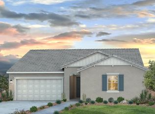 923 S Peters Rd, Madera, CA 93636