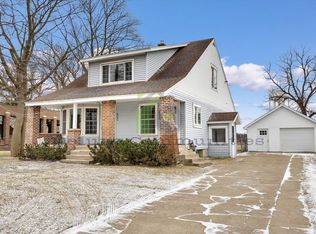 1424 Burton St SW, Wyoming, MI 49509
