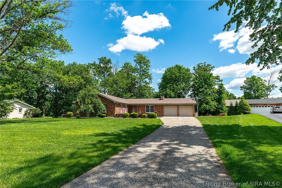732 S Forrest Drive, Sellersburg, IN 47172 | Zillow