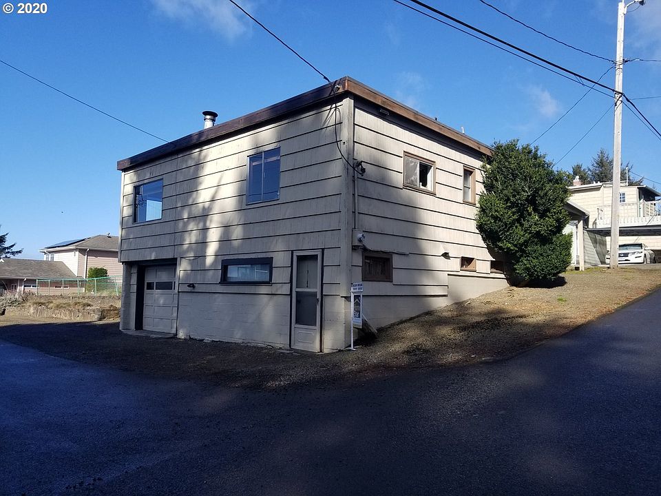 1st image of 1775 NE 16th St