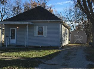 609 W Saint John St, Olney, IL 62450