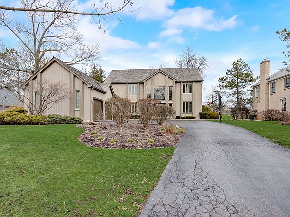 3rd image of 24 Sherwood Dr