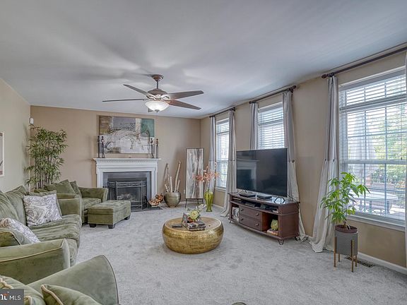 5th image of 506 Aviemore Dr