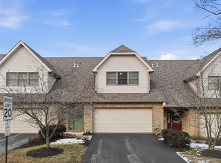 105 Woodcrest Dr, Coraopolis, PA 15108