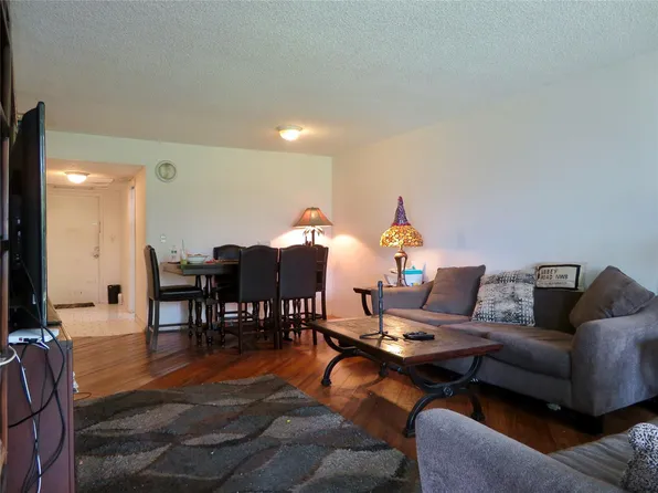 2651 S Palm Aire Drive #305, Pompano Beach, FL 33069