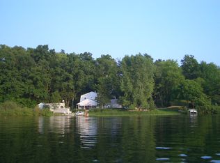 6110 Guernsey Lake Rd, Delton, MI 49046