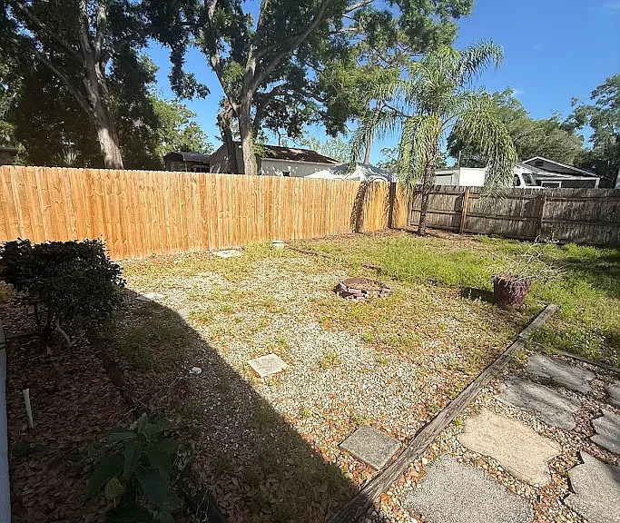 809 W Hiawatha St — Photo 28