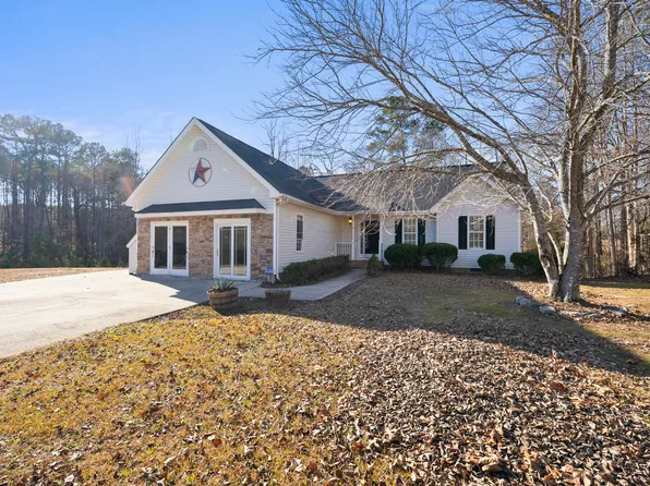 40 Ebbets Ct, Youngsville, NC 27596