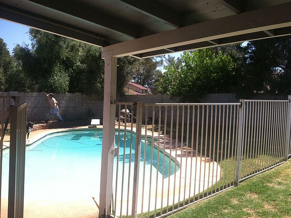4th image of 3927 W Glenaire Dr
