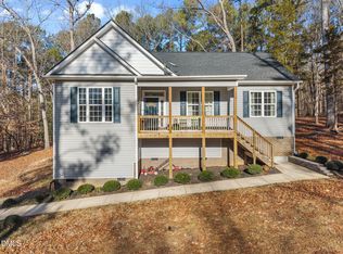 260 Dauphine St, Fuquay Varina, NC 27526