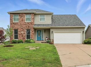 4821 Kynnelworth Dr, Bettendorf, IA
