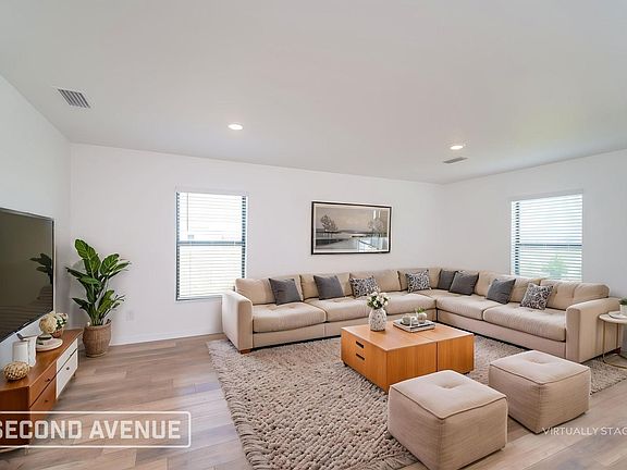 2nd image of 2044 NE 18th Ter
