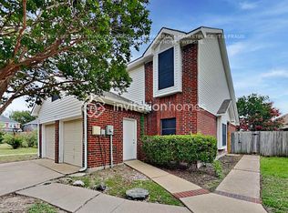 3332 Renaissance Dr, Dallas, TX 75287
