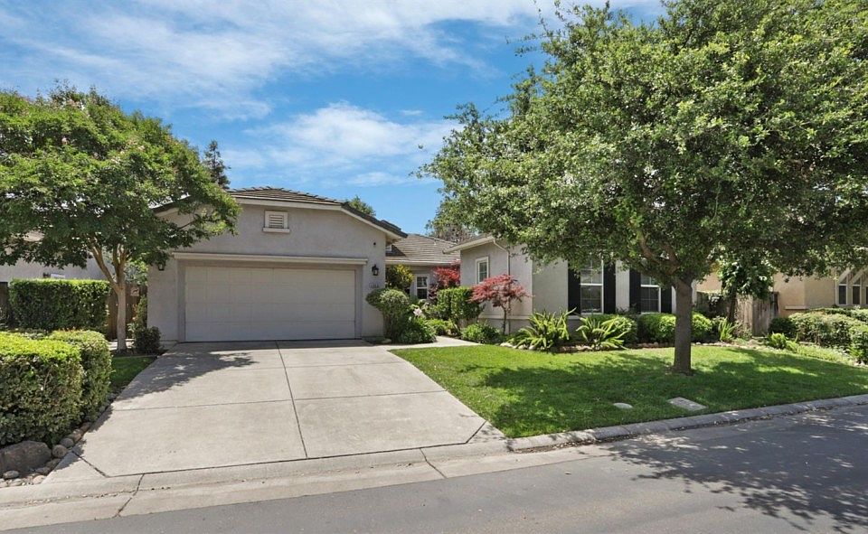 1st image of 4048 Steamboat Cove Ln