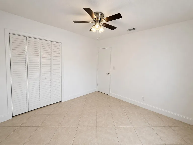 11480 Tara Dr — Photo 12