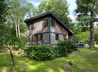 36 Rollins Hill Rd, Rockport, ME 04856