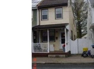 44 Church St, Mount Holly, NJ 08060