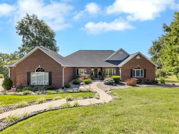 6624 Fox Creek Dr, Edwardsville, IL 62025