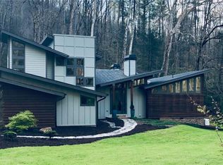 180 Watersong Trl, Ellijay, GA 30540