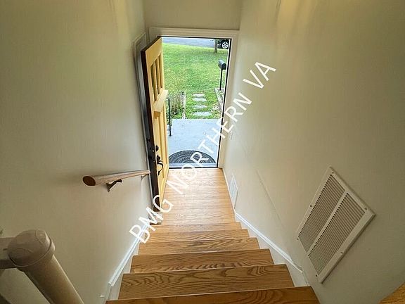 5th image of 311 Prospect Dr SW