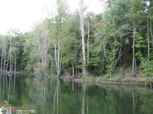 140 Lakeshore Dr, Chesnee, SC 29323