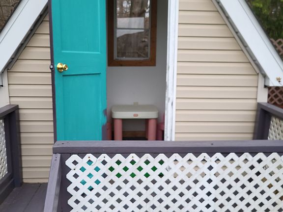 5th image of 110 Schnur Rd