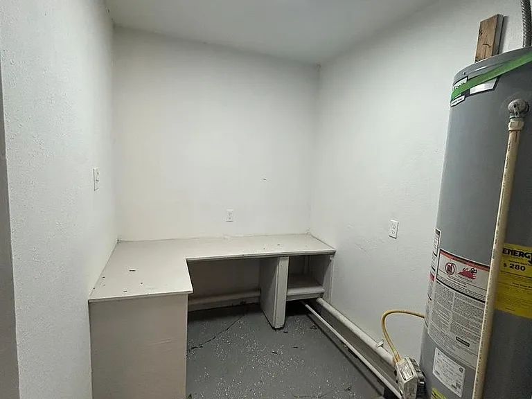 1529 NW Smith Ave — Photo 14