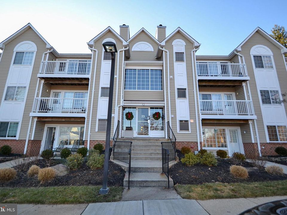 1st image of 23 Tintern Ct Unit 204