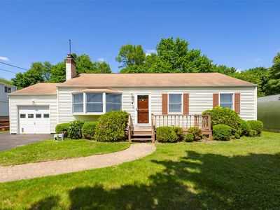 16 Carmen Drive, Poughkeepsie, NY, 12603