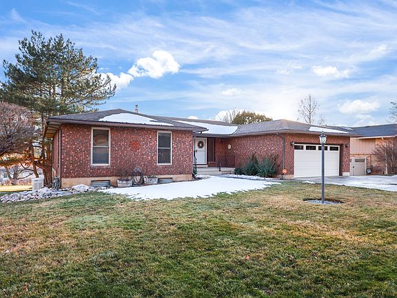 3rd image of 731 W 3750 N