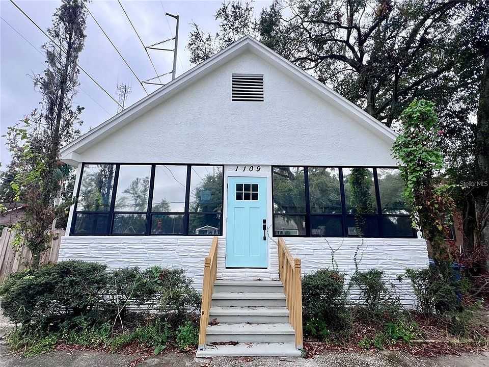 1st image of 1109 E 32ND AVENUE