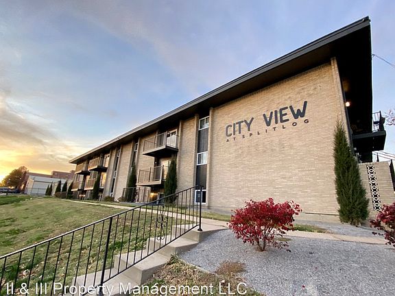 2nd image of 512 Splitlog Ave #8