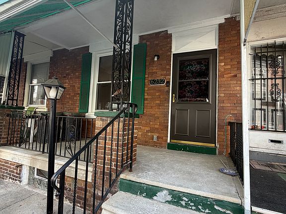 4th image of 6236 Clearview St