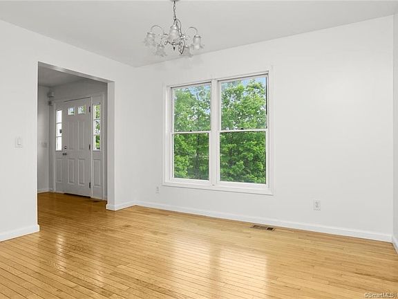 4th image of 28 Wells Rd