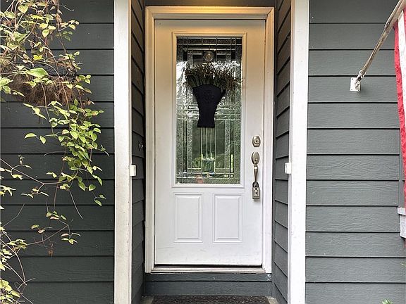 4th image of 14303 Duryea Ln S