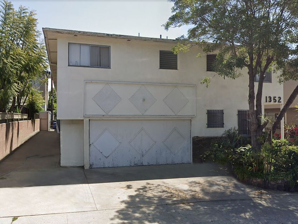1st image of 352 N Citrus Ave #3