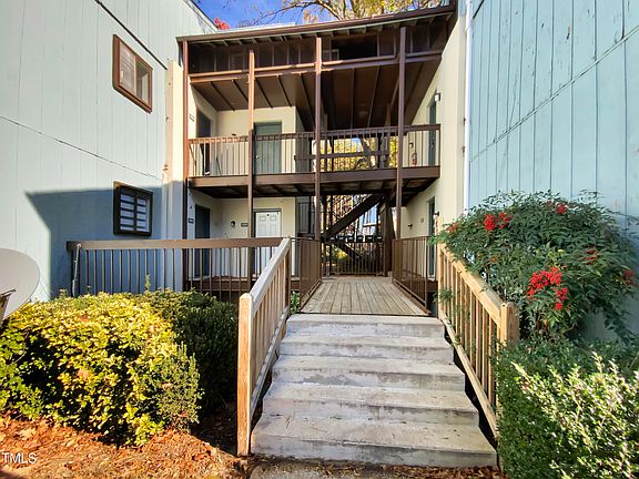 2nd image of 5038 Flint Ridge Pl