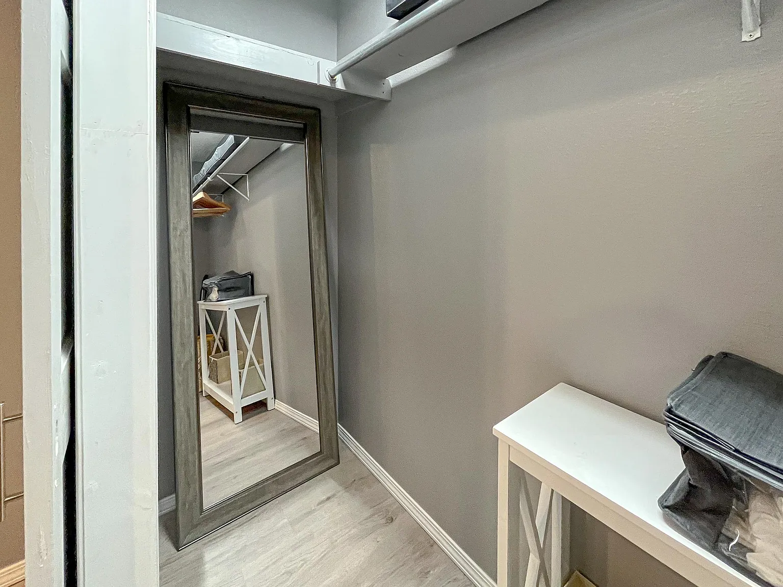 515 Bluff Ave — Photo 3