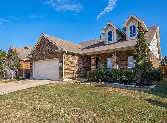 2nd image of 2501 Priscella Dr