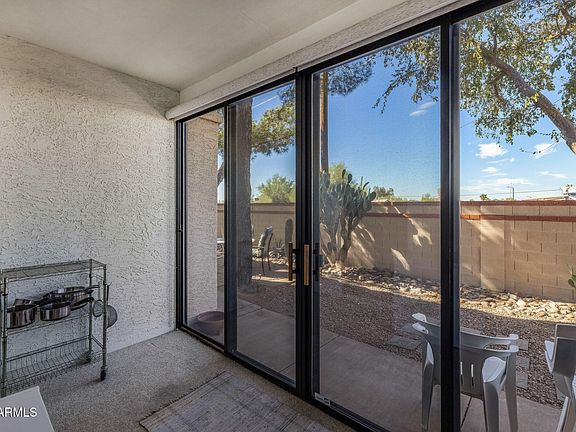 4th image of 455 S DELAWARE Drive #1