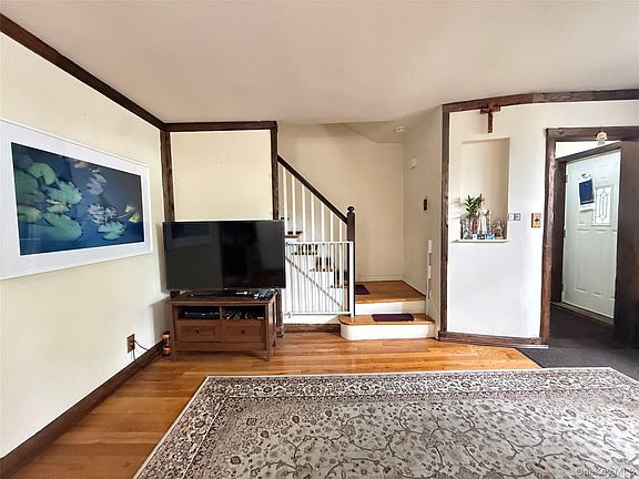 3rd image of 21516 46th Avenue