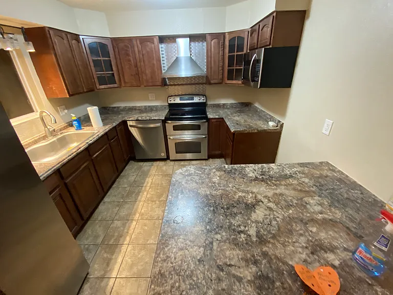 7165 White Mountain Dr — Photo 3
